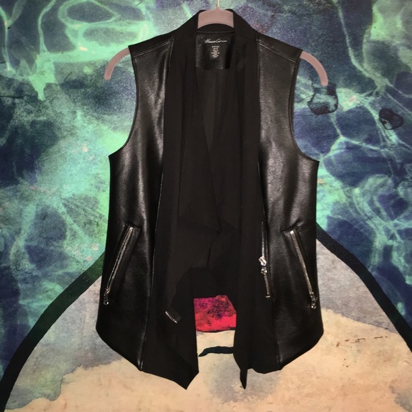 ❌ SOLD: Kenneth Cole Faux Leather Statement Vest - Picture 5 of 8